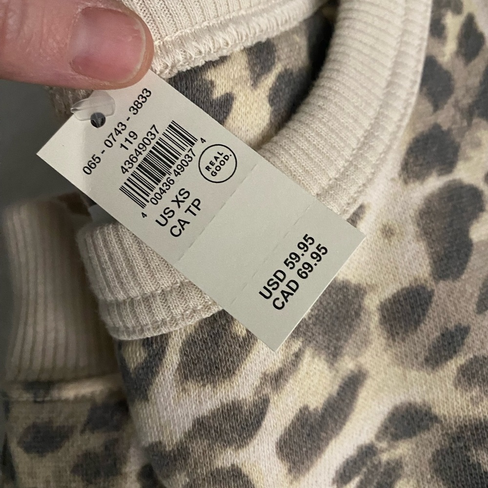 Aerie Tres Chic Sweatshirt - Picture 7 of 10